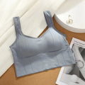 Women’s Seamless Sports Bra