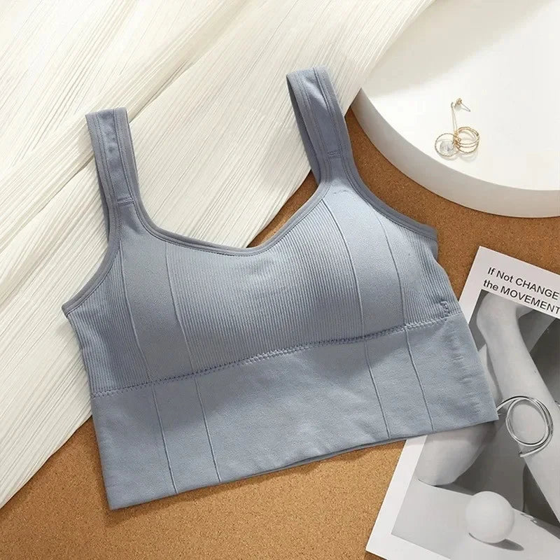 Women’s Seamless Sports Bra